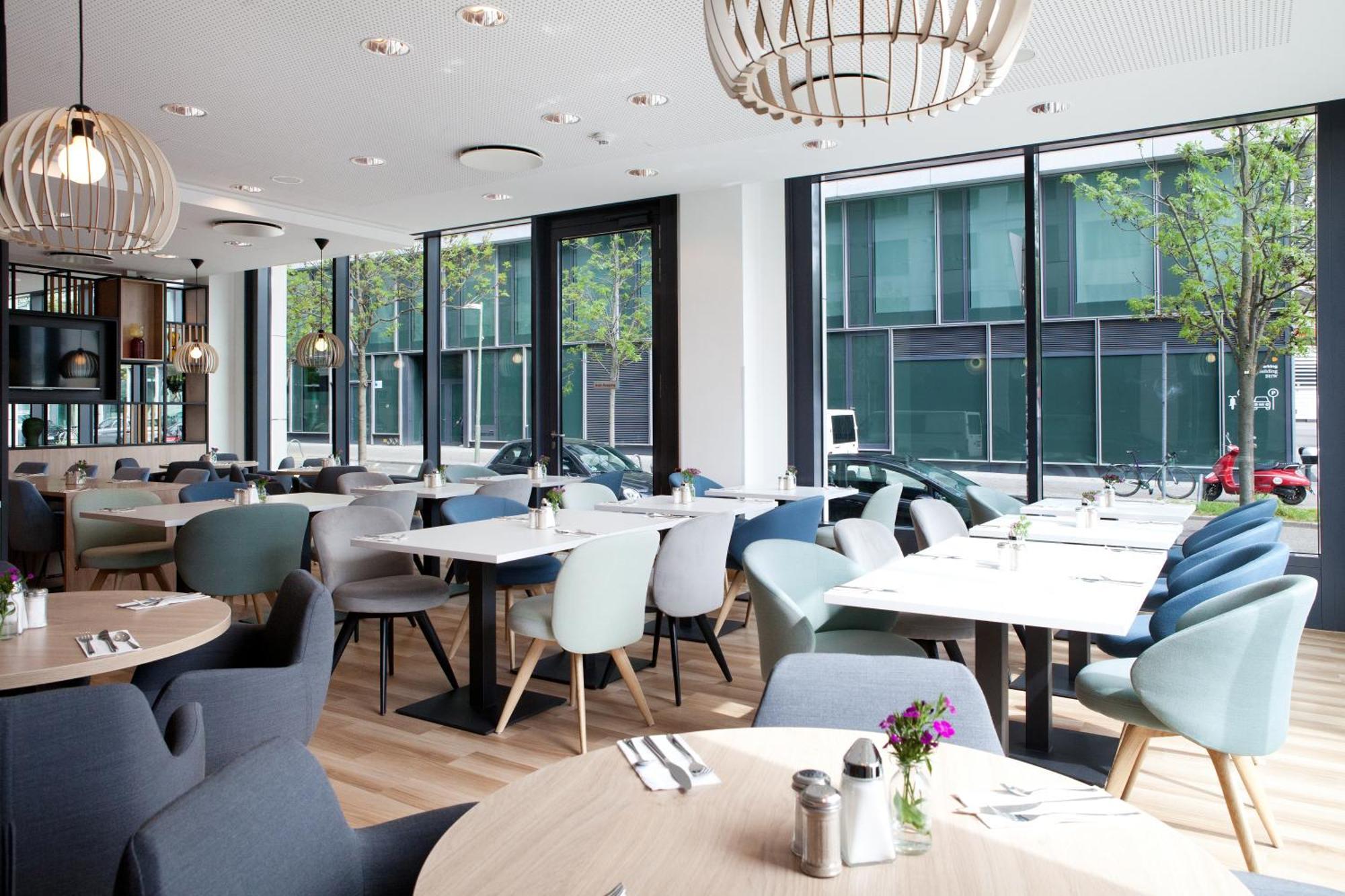 Hotel East Side By Ihg Berlino